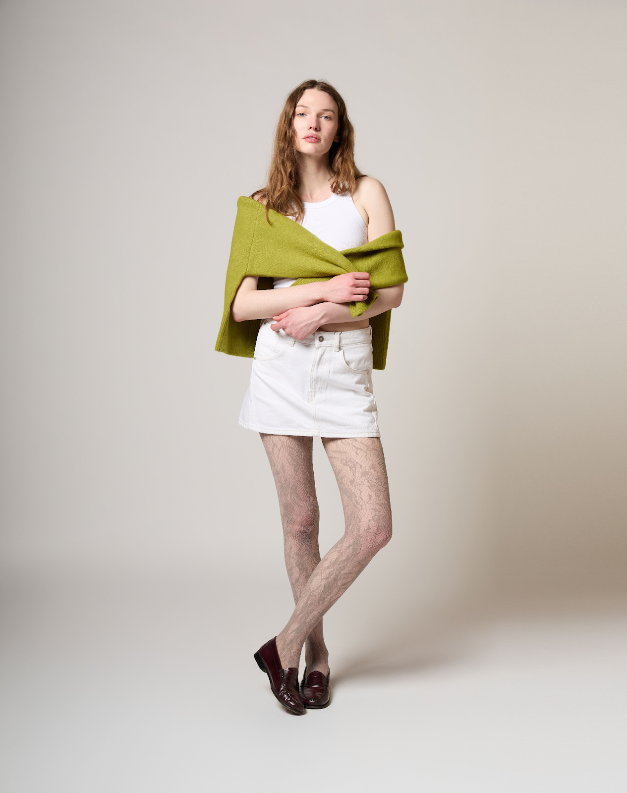 The Best Hosiery for Office Looks That Still Feel Chic – Stems